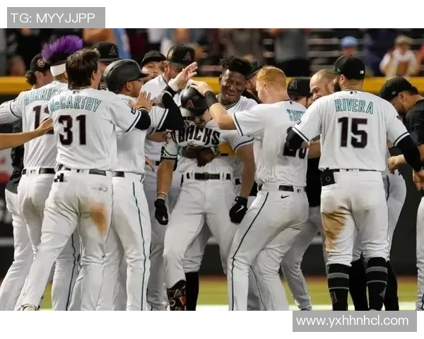 MLB精彩对决香响尾蛇与天使队比分揭晓赛季精彩瞬间回顾