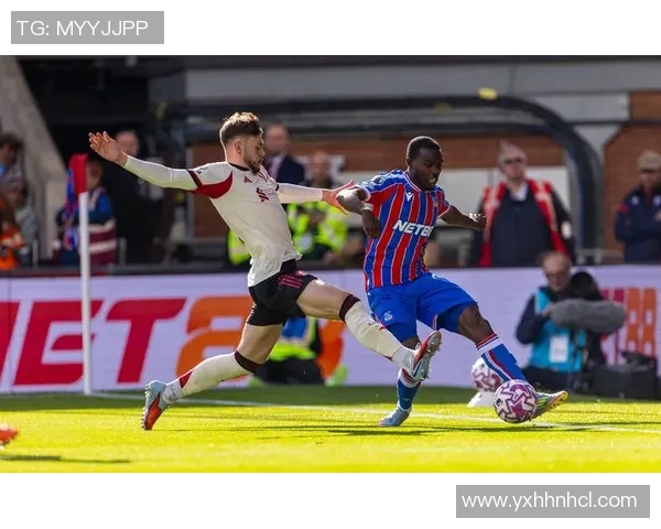 水晶宫主场迎战布莱顿期待一场精彩的英超对决 水晶宫主场迎战布莱顿期待一场精彩的英超对决