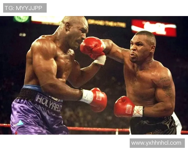 泰森与小罗伊琼重磅称重现场揭秘拳坛传奇对决的紧张气氛